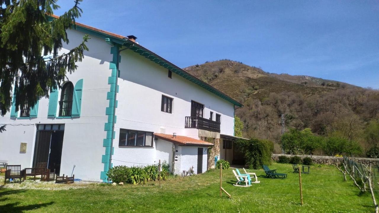 Apartamentos Florinda Ucieda Exterior foto